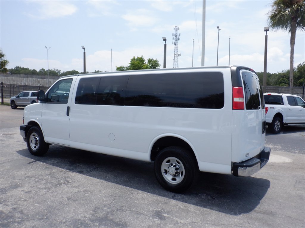 2020 Chevrolet Express - $22,995