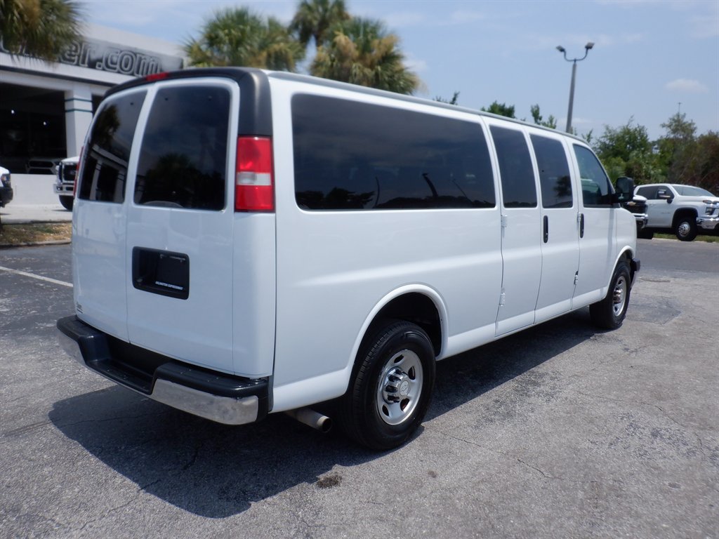 2020 Chevrolet Express - $22,995