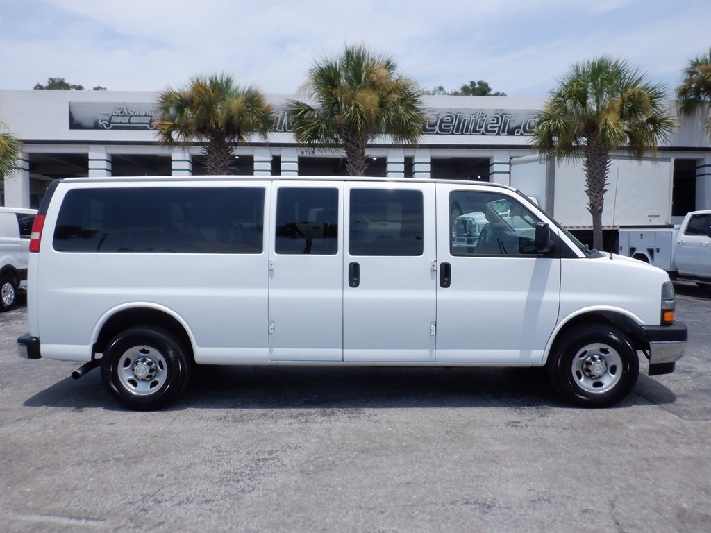 2020 Chevrolet Express - $22,995