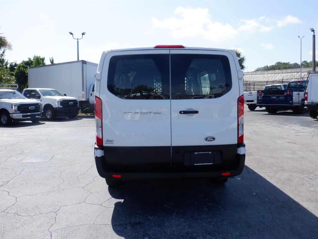 2025 Ford T250 Vans - $34,995