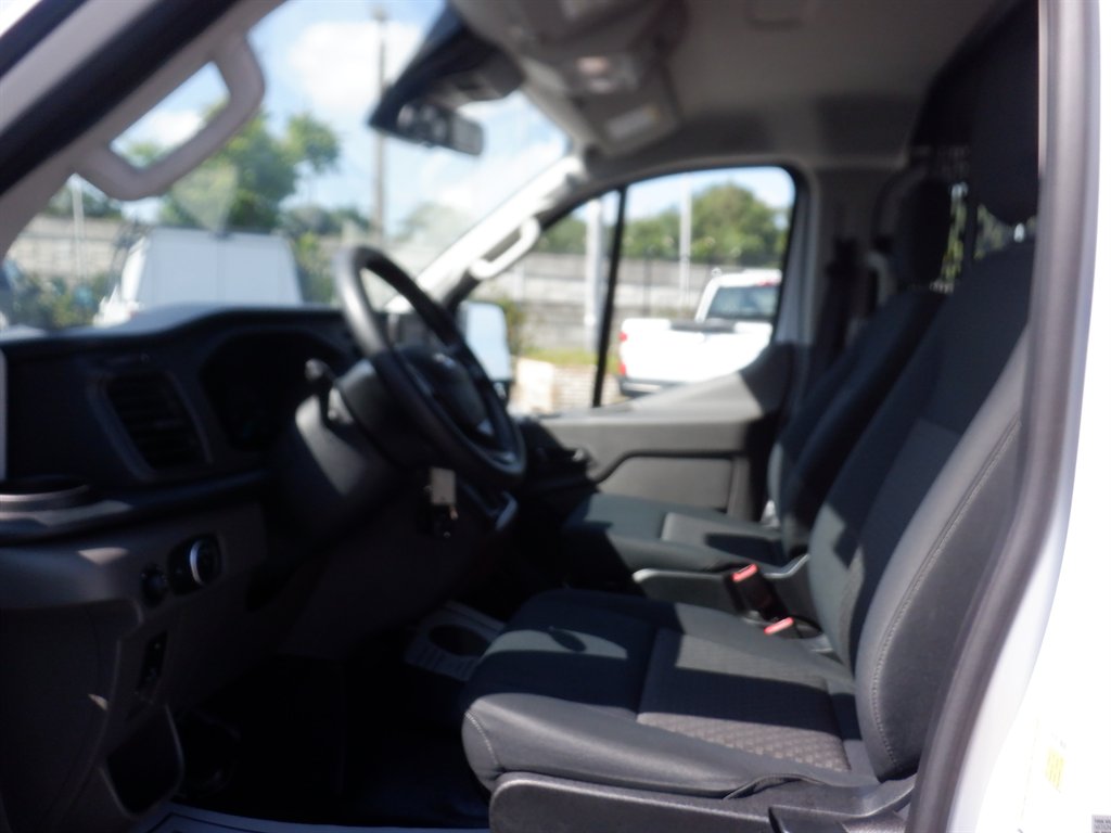 2025 Ford T250 Vans - $34,995