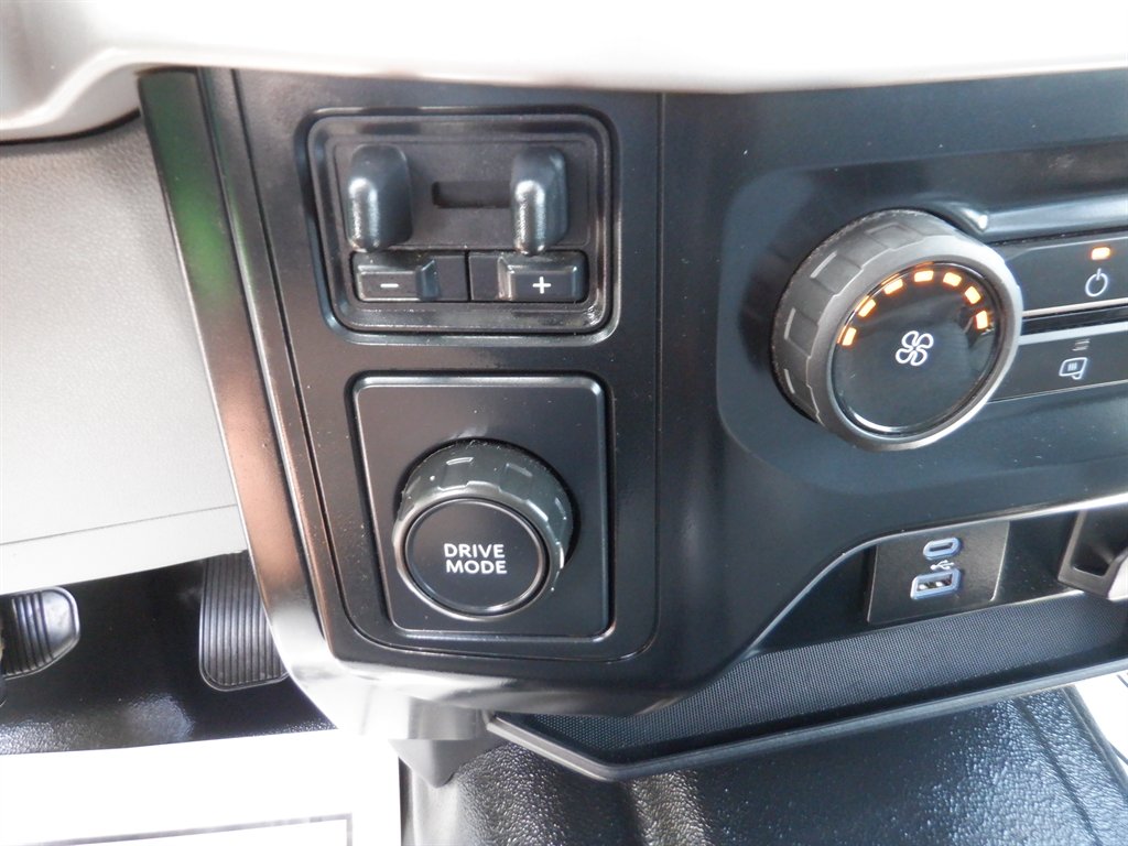 2023 Ford F-150 - $35,695
