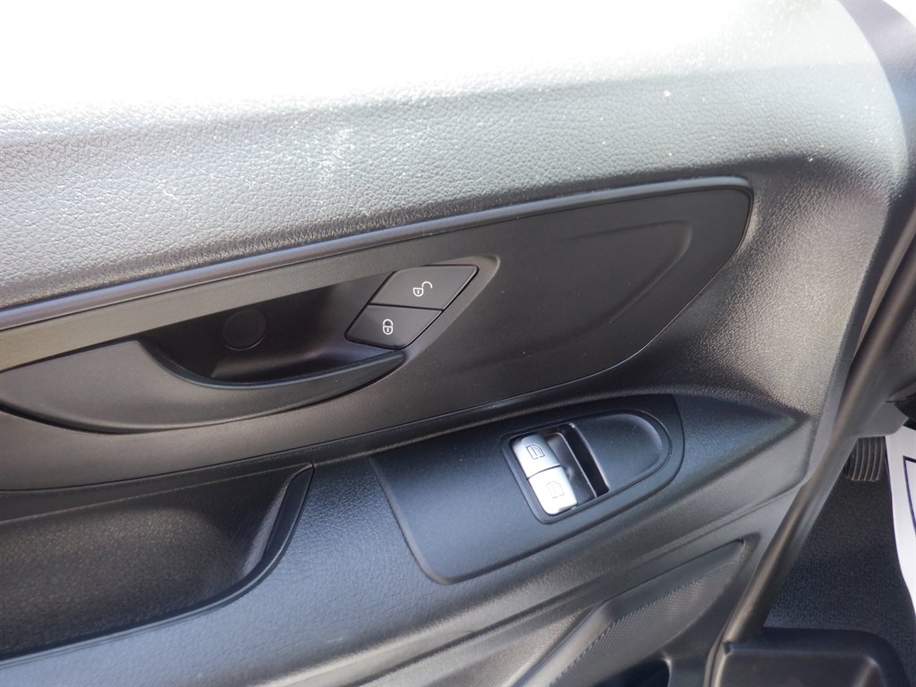 2023 Mercedes-Benz Metris - $32,995