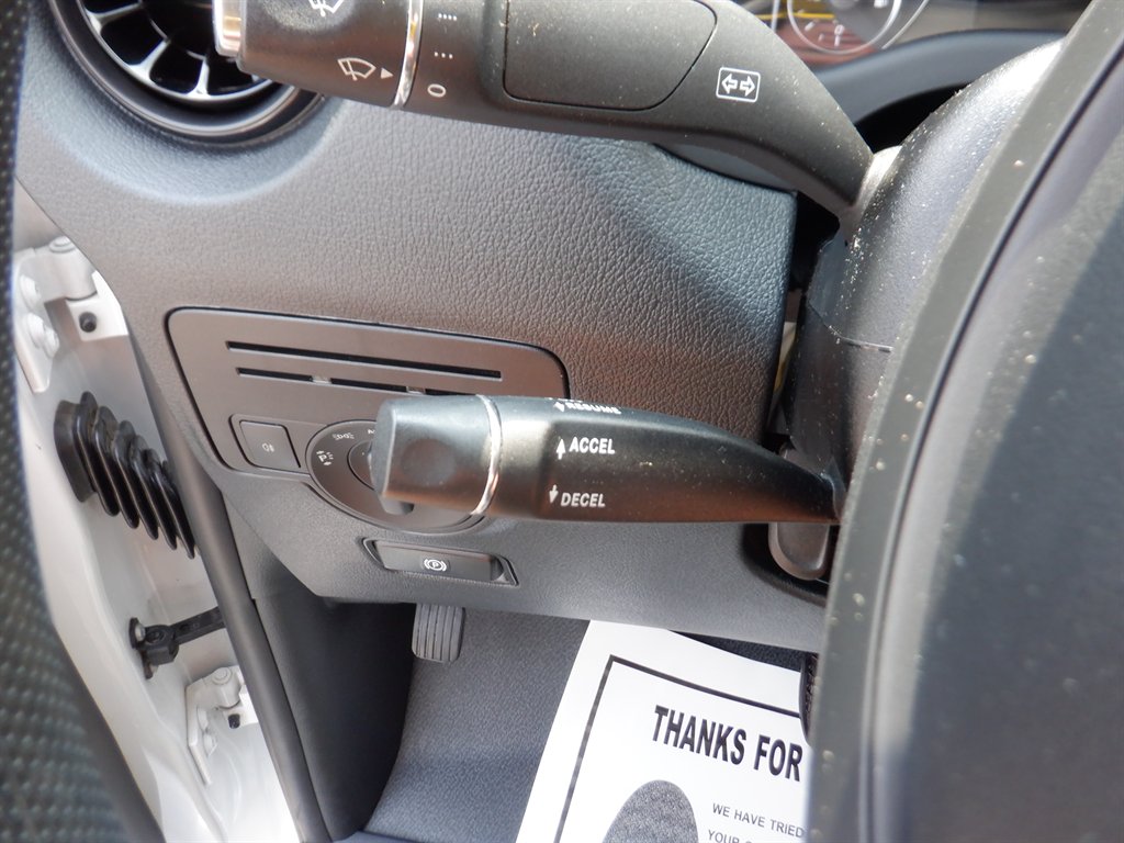 2023 Mercedes-Benz Metris - $26,995