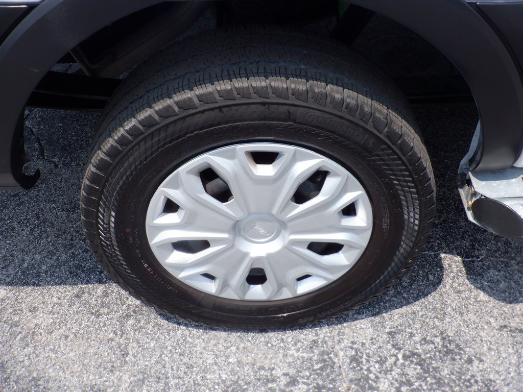 2025 Ford T250 Vans - $35,995