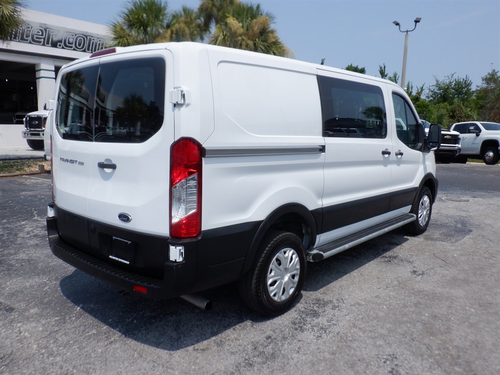 2025 Ford T250 Vans - $35,995
