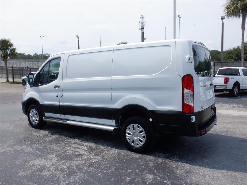 2025 Ford T250 Vans - $35,995