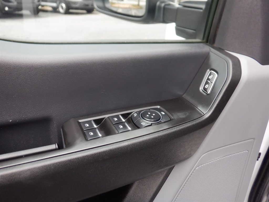 2024 Ford F-250 - $42,995