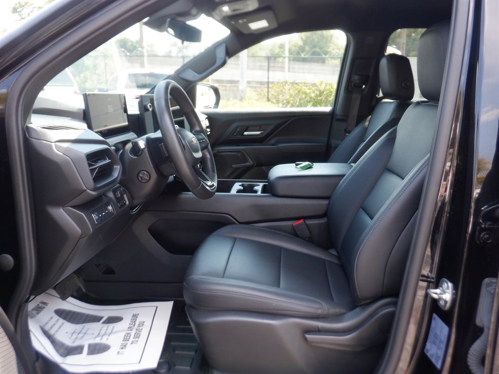 2024 Chevrolet Silverado - $44,995