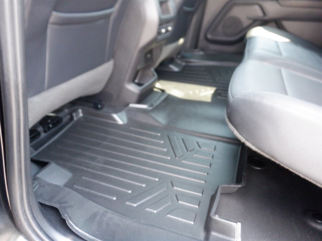 2024 Chevrolet Silverado - $44,995