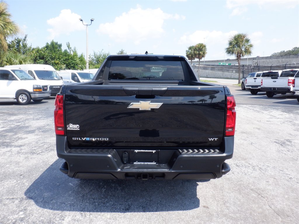 2024 Chevrolet Silverado - $44,995