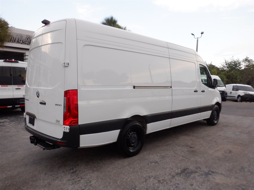 2025 Mercedes-Benz Sprinter - $45,995