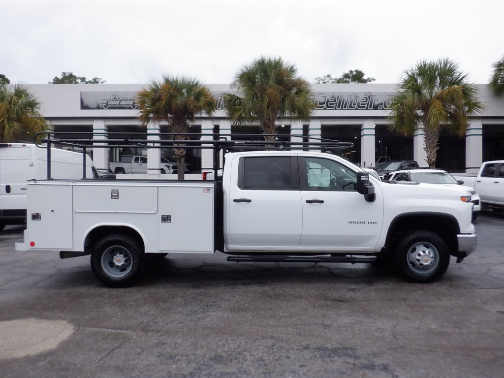 2024 Chevrolet Silverado Hd - $54,995