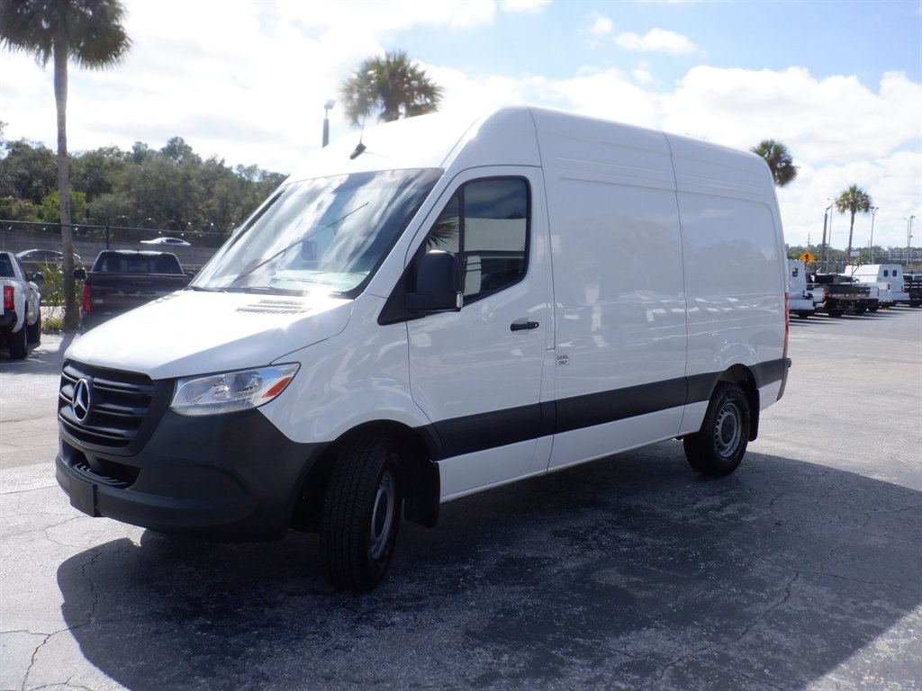 2025 Mercedes-Benz Sprinter - $38,995