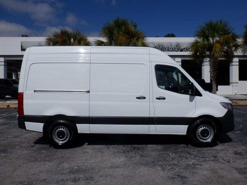 2025 Mercedes-Benz Sprinter - $38,995