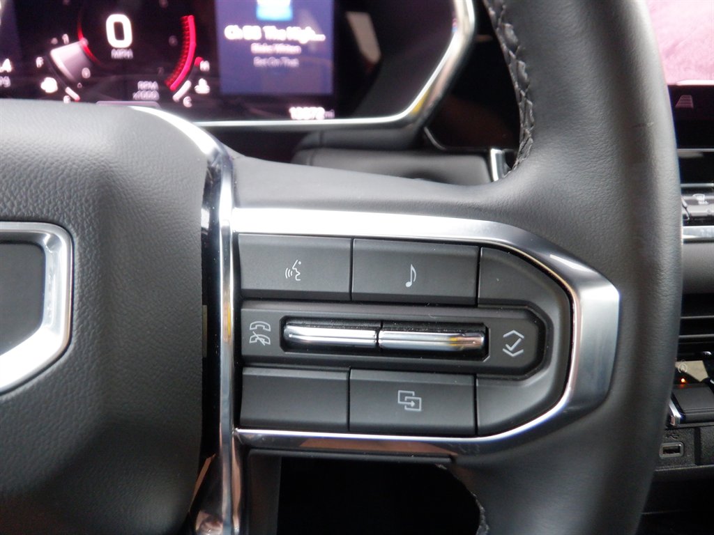 2025 GMC Canyon - $37,995