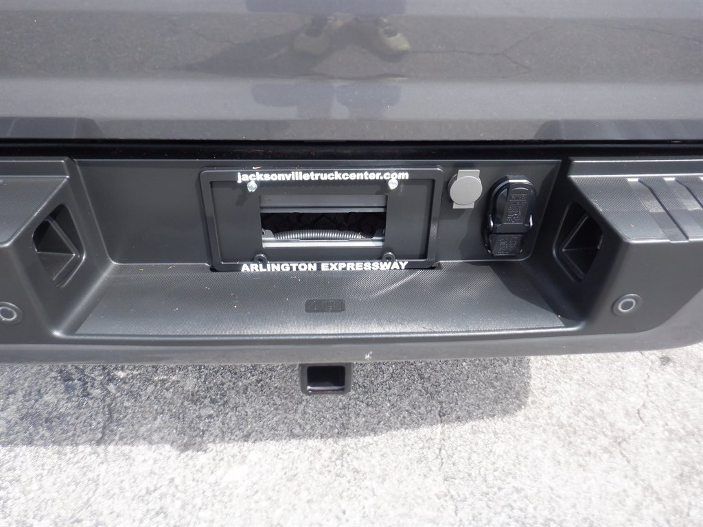 2024 Ford F-150 - $39,995