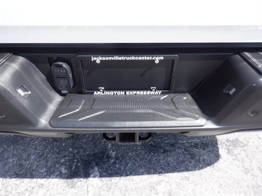 2024 Chevrolet Silverado - $42,995