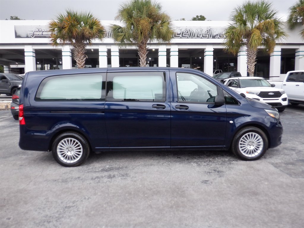2022 Mercedes-Benz Metris - $26,995