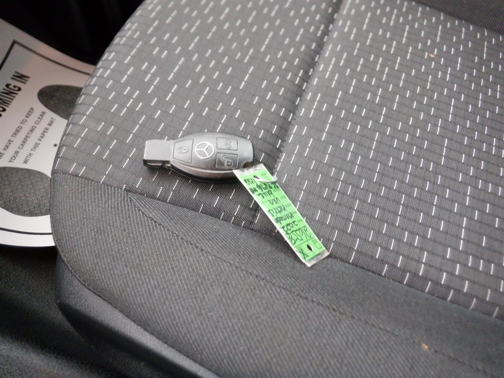 2022 Mercedes-Benz Metris - $26,995