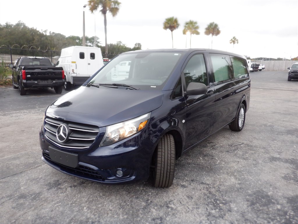 2022 Mercedes-Benz Metris - $26,995