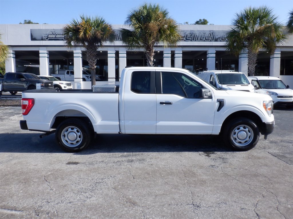 2021 Ford F-150 - $25,995