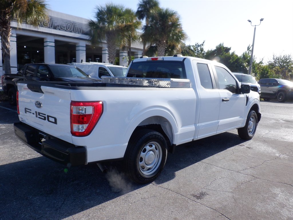 2021 Ford F-150 - $25,995