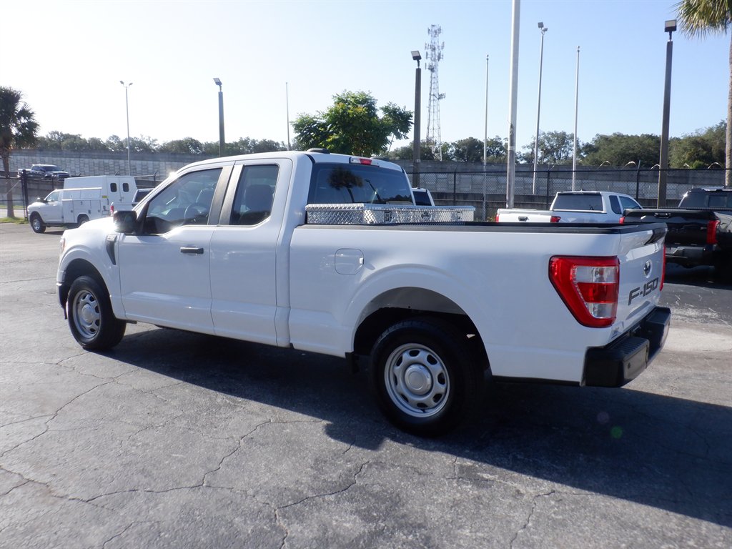 2021 Ford F-150 - $25,995