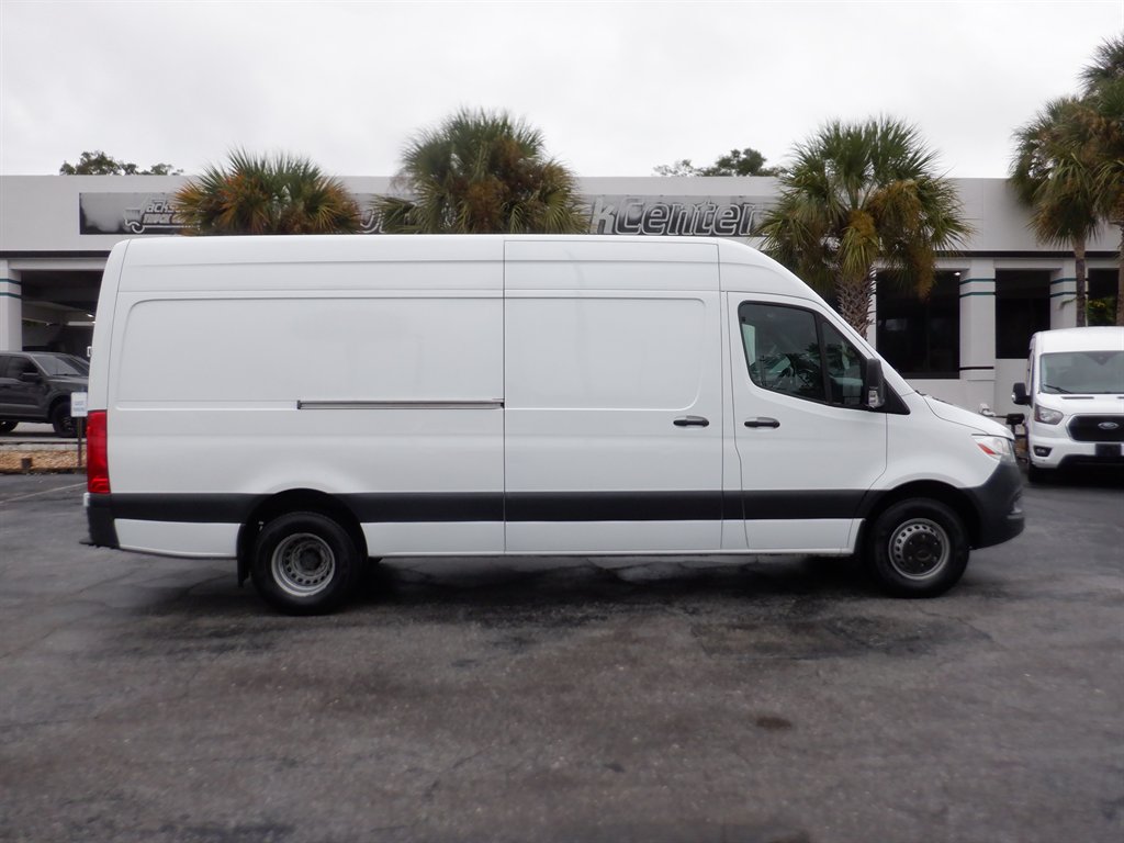 2022 Mercedes-Benz Sprinter