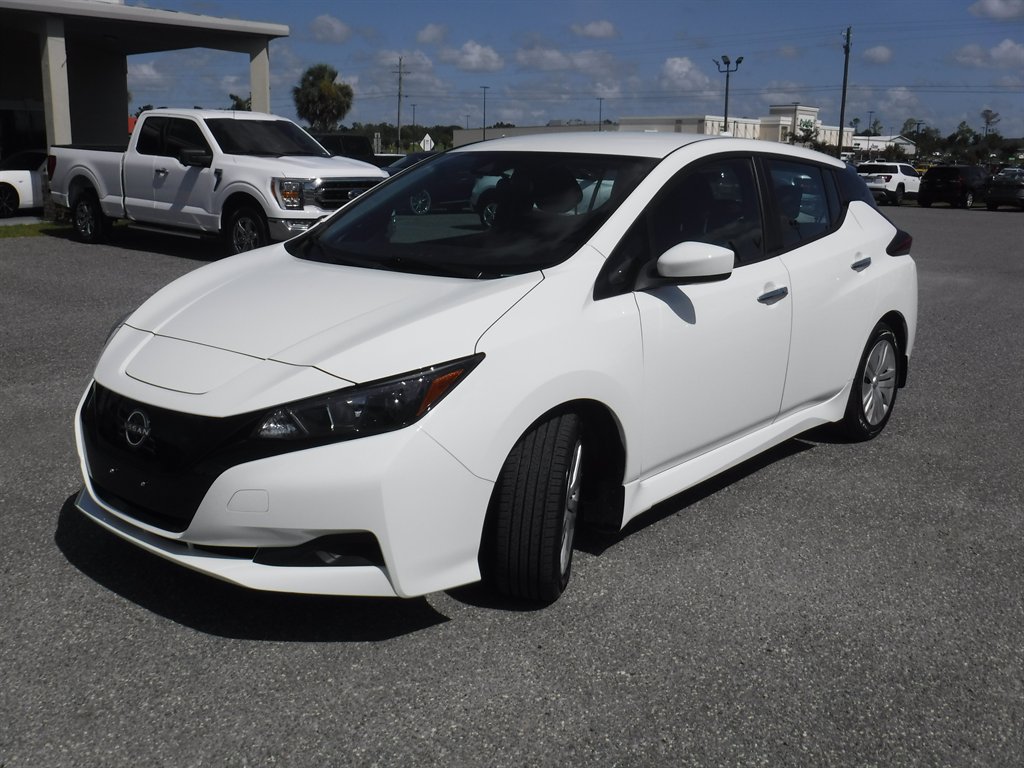 2025 Nissan LEAF - $14,995