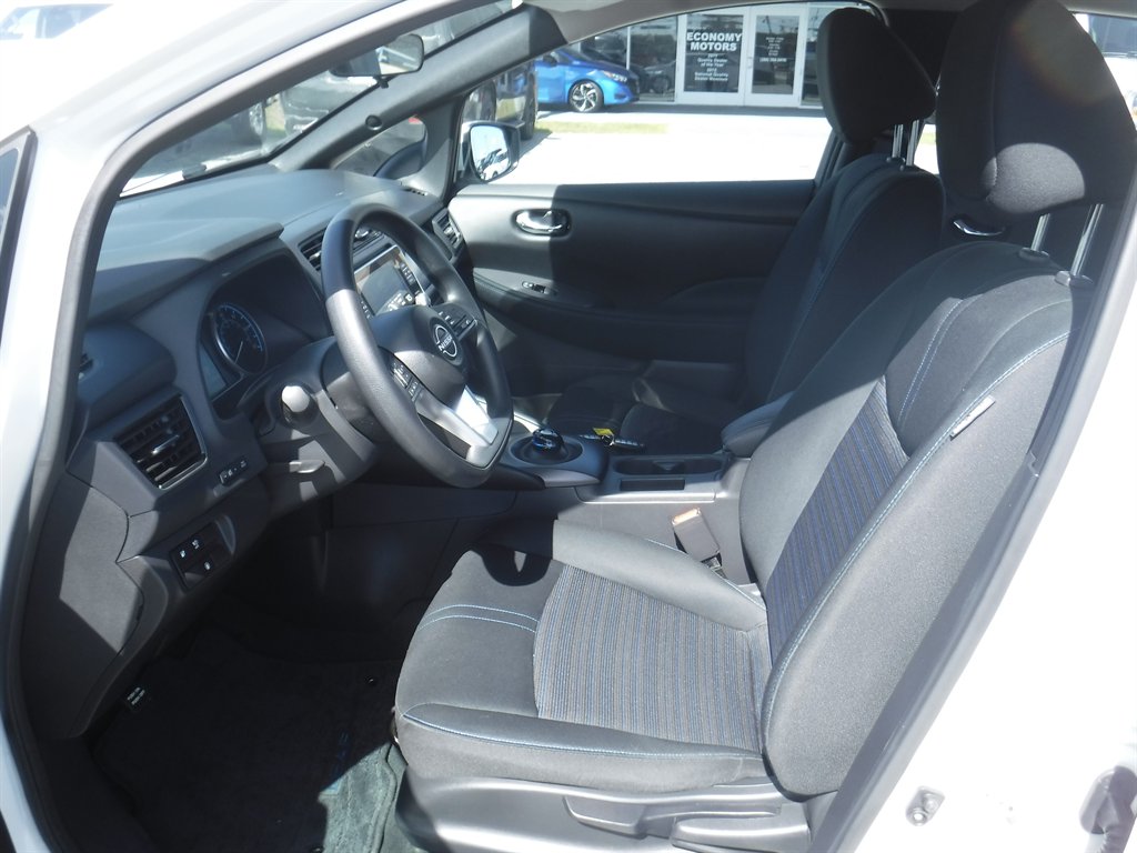 2025 Nissan LEAF - $14,995