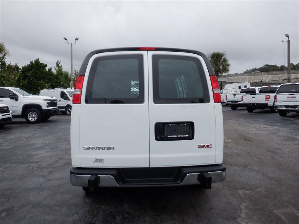 2025 GMC Savana - $31,895