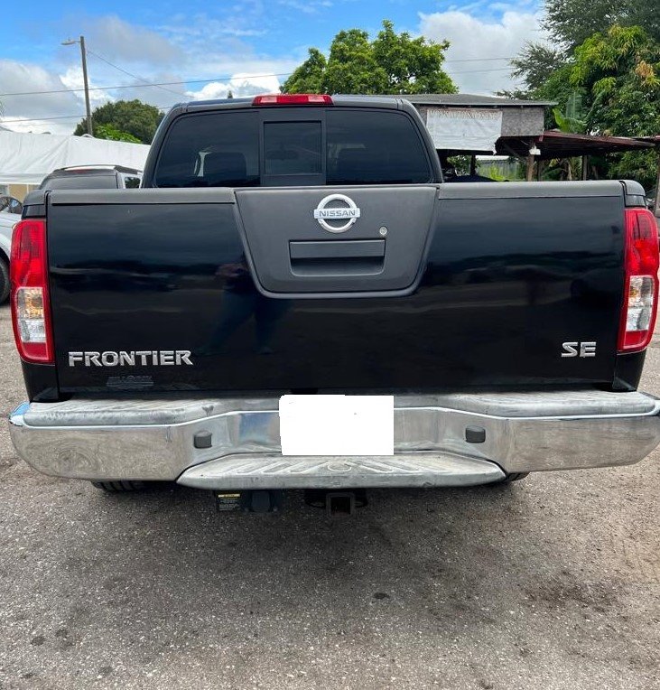 2010 Nissan Frontier - $9,995