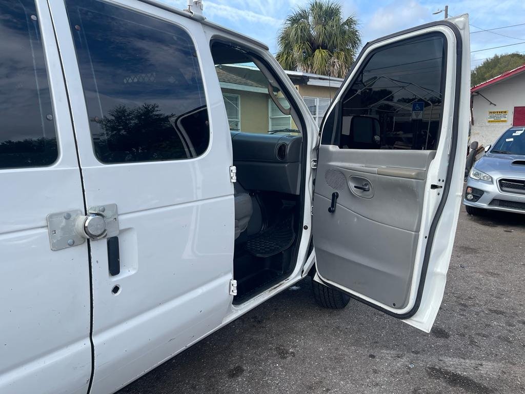 2006 Ford E-250 - $8,995