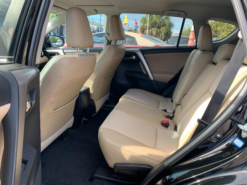 2014 Toyota RAV4 - $11,995
