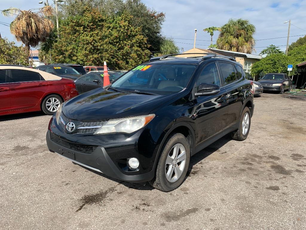 2014 Toyota RAV4 - $11,995