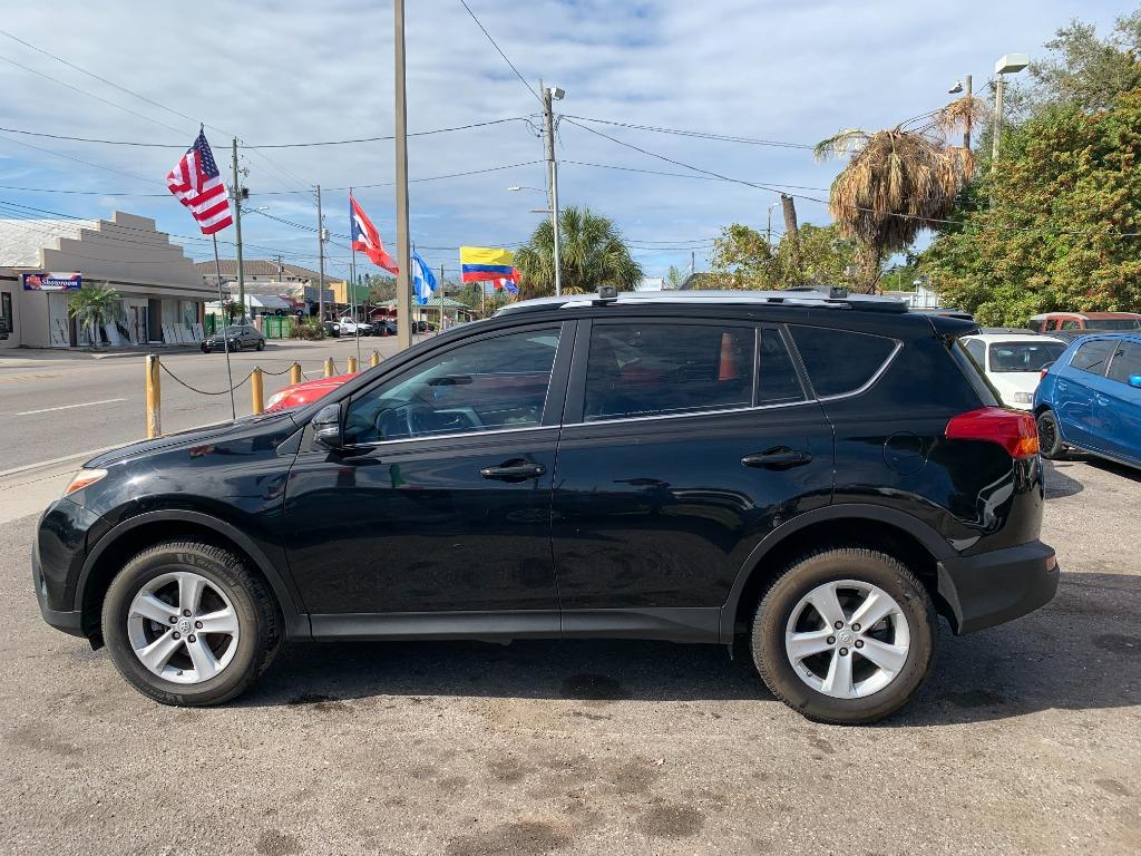 2014 Toyota RAV4 - $11,995