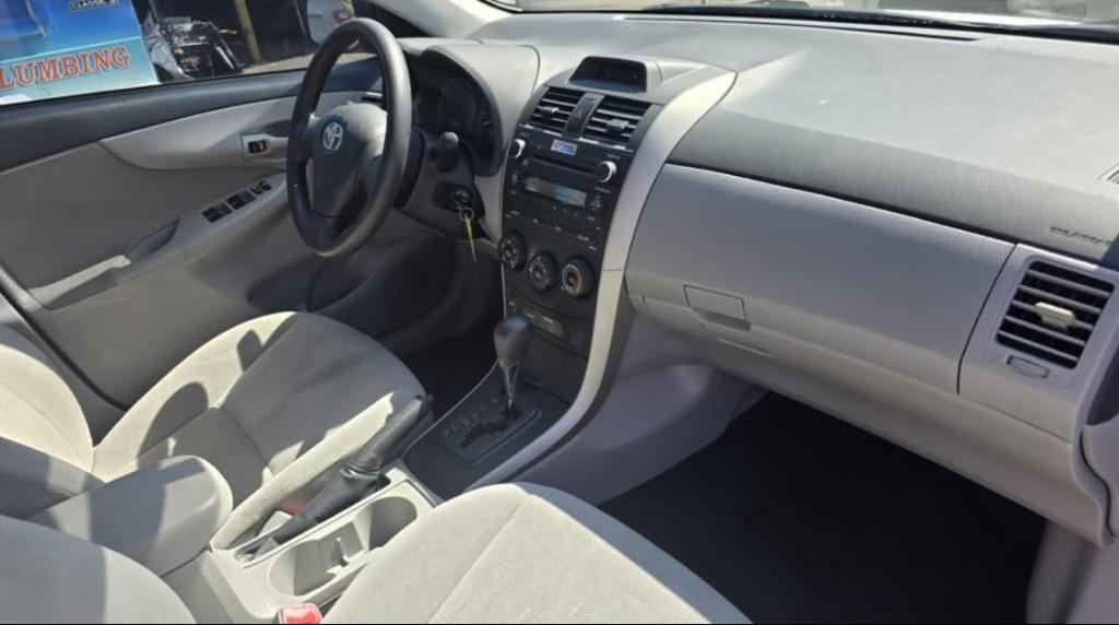 2013 Toyota Corolla - $9,995