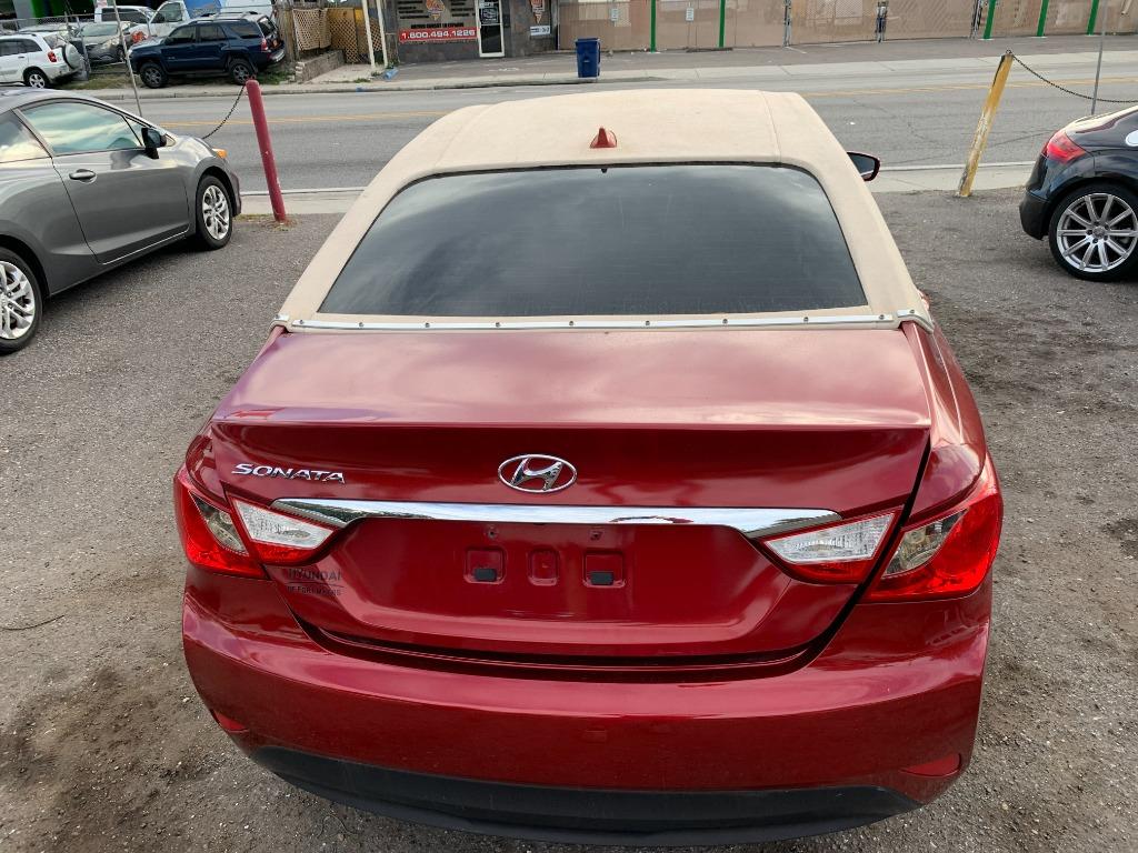 2014 Hyundai Sonata - $9,995