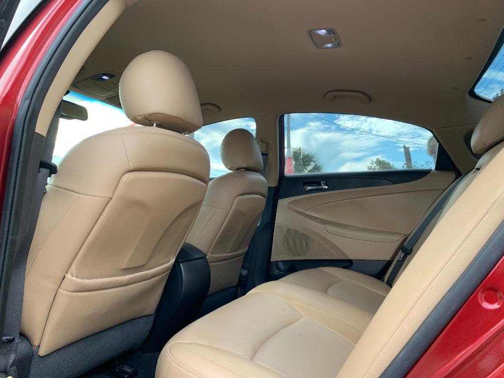 2014 Hyundai Sonata - $9,995