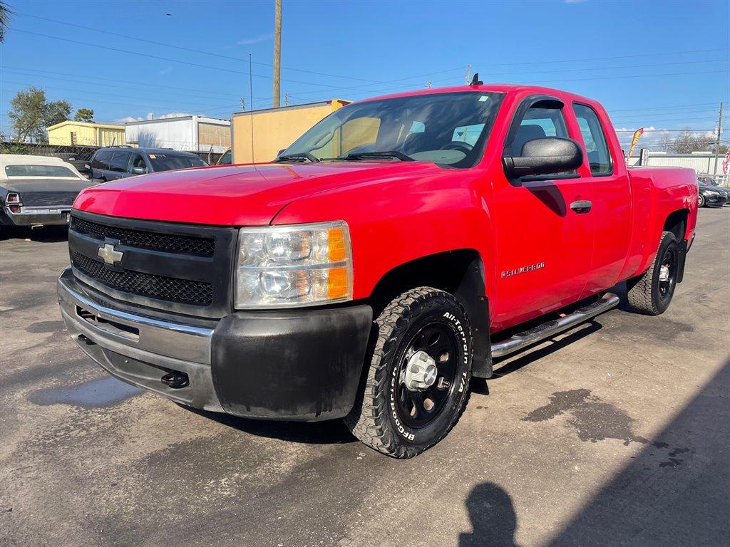 The 2009 Chevrolet Silverado 1500 Work Truck photos