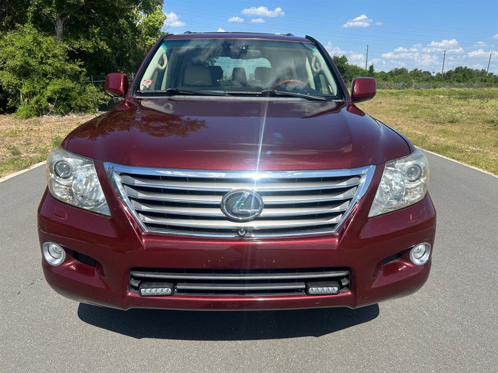 2008 Lexus LX 570 photo