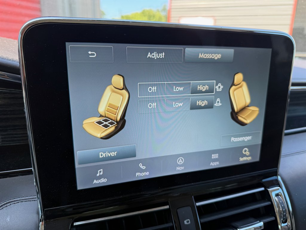 2021 Lincoln Navigator - $39,000