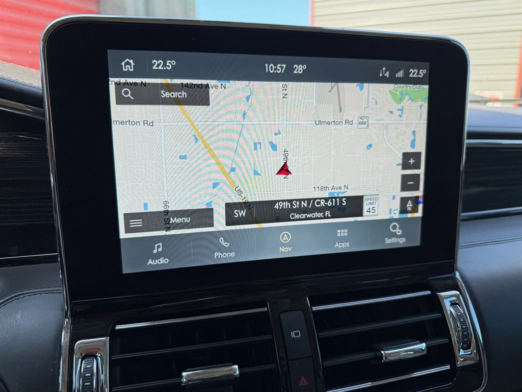 2021 Lincoln Navigator - $39,000