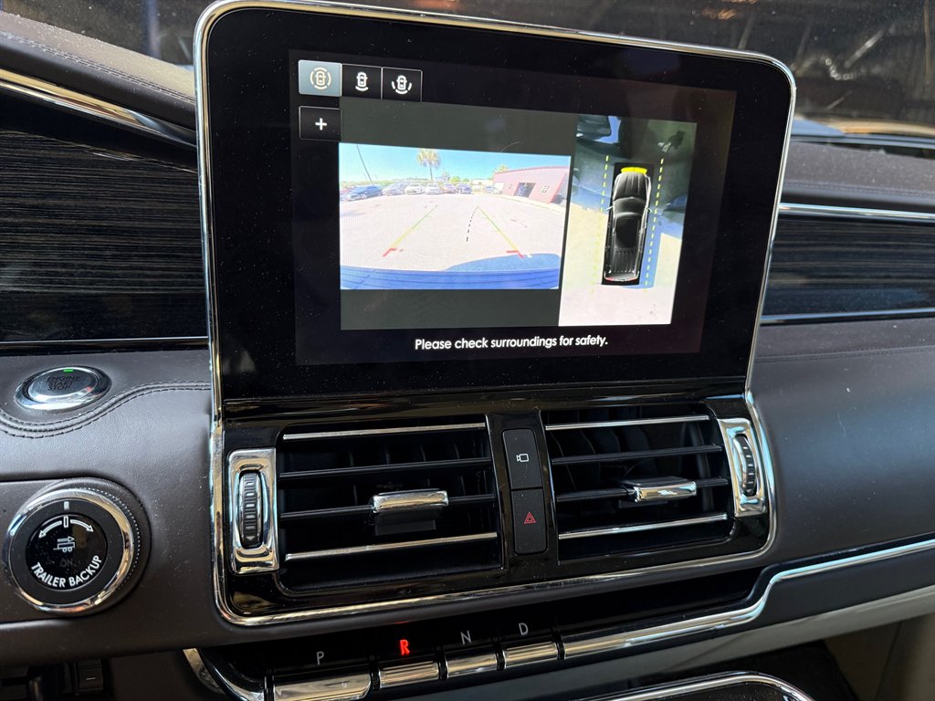2021 Lincoln Navigator - $39,000