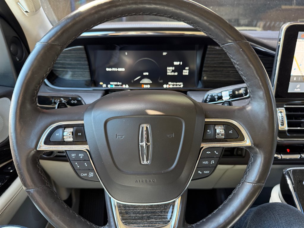 2021 Lincoln Navigator - $39,000