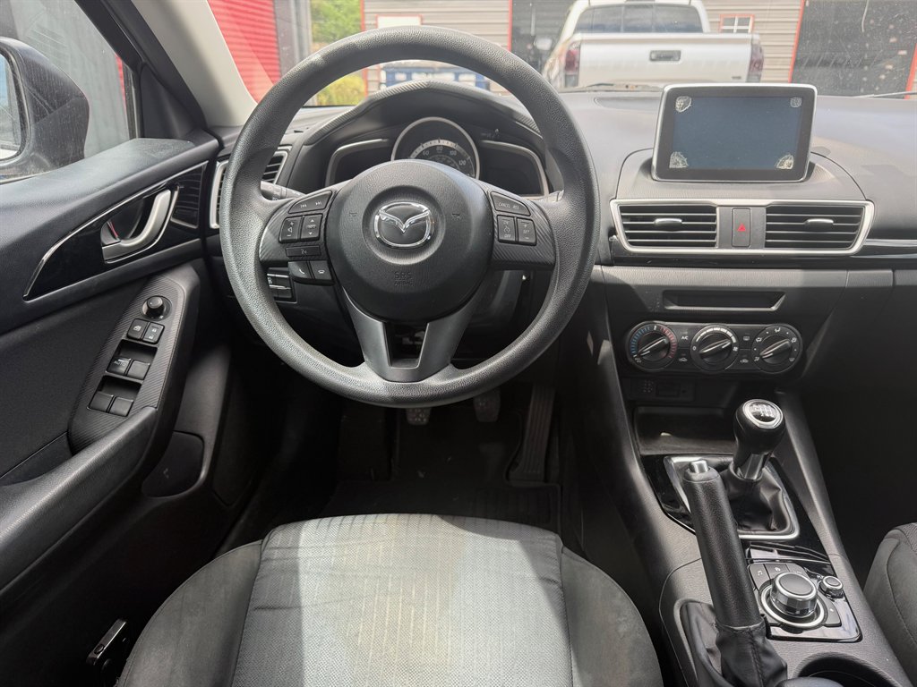 2016 MAZDA MAZDA3 - $6,900