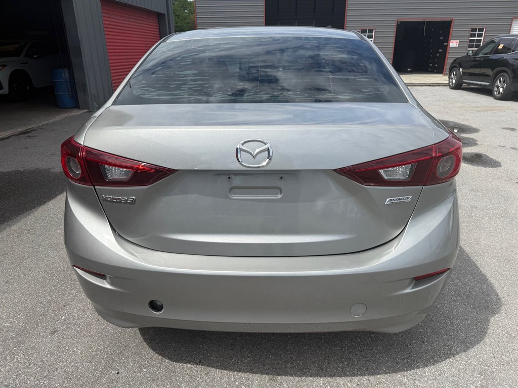2016 MAZDA MAZDA3 - $6,900