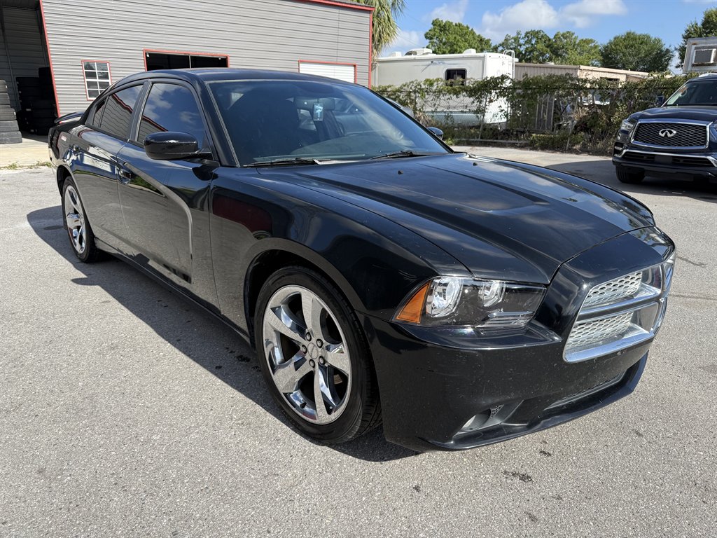 2014 Dodge Charger - $5,900
