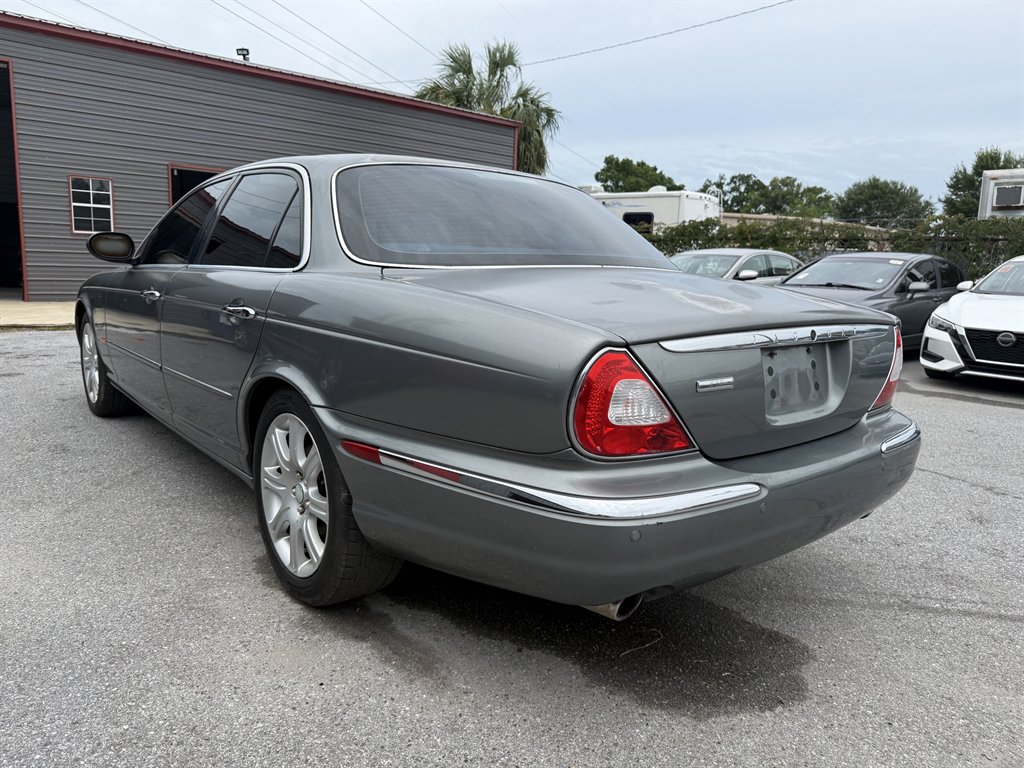 2004 Jaguar XJ - $3,400
